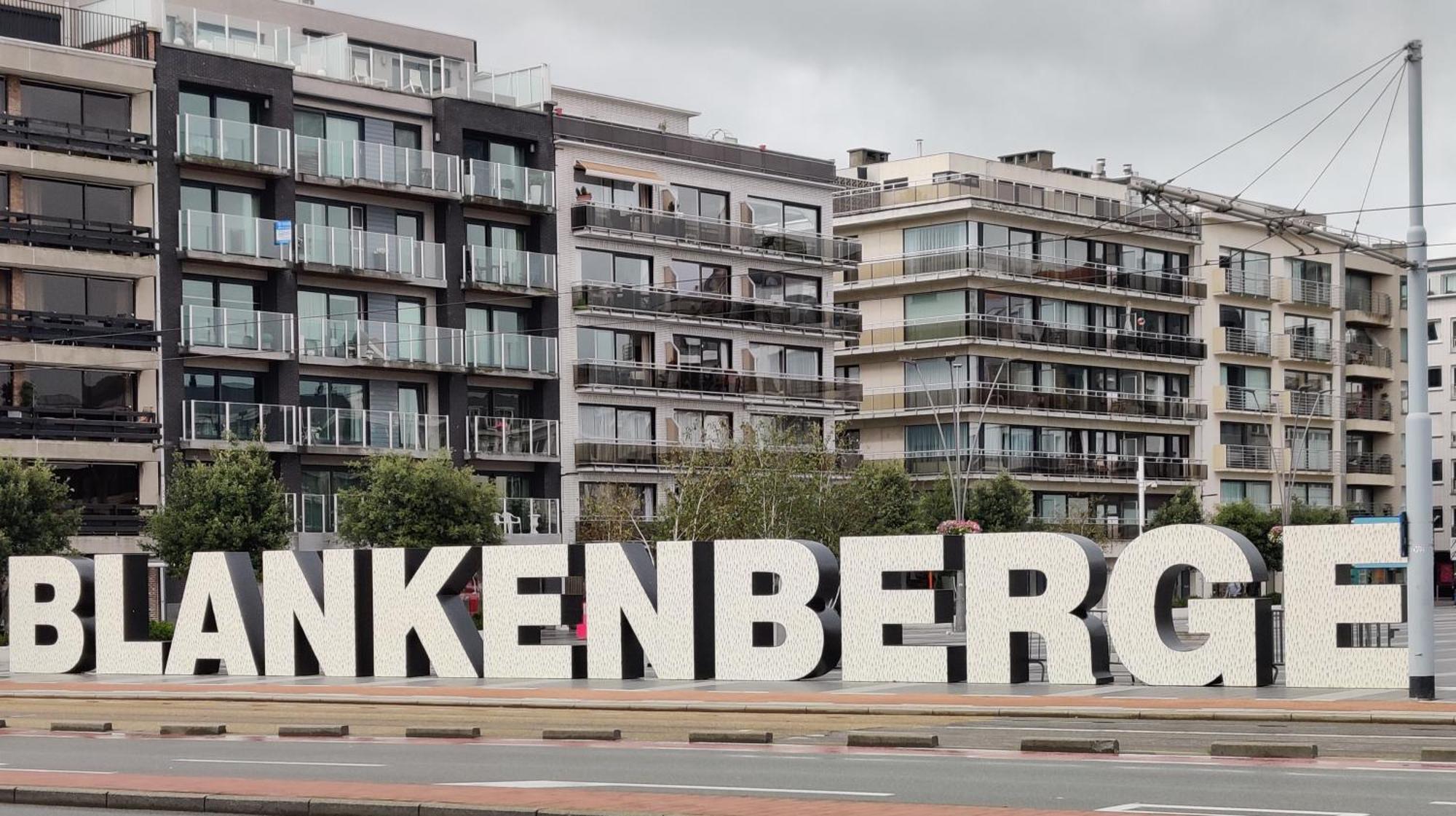 Beachview Pier Blankenberge Bagian luar foto